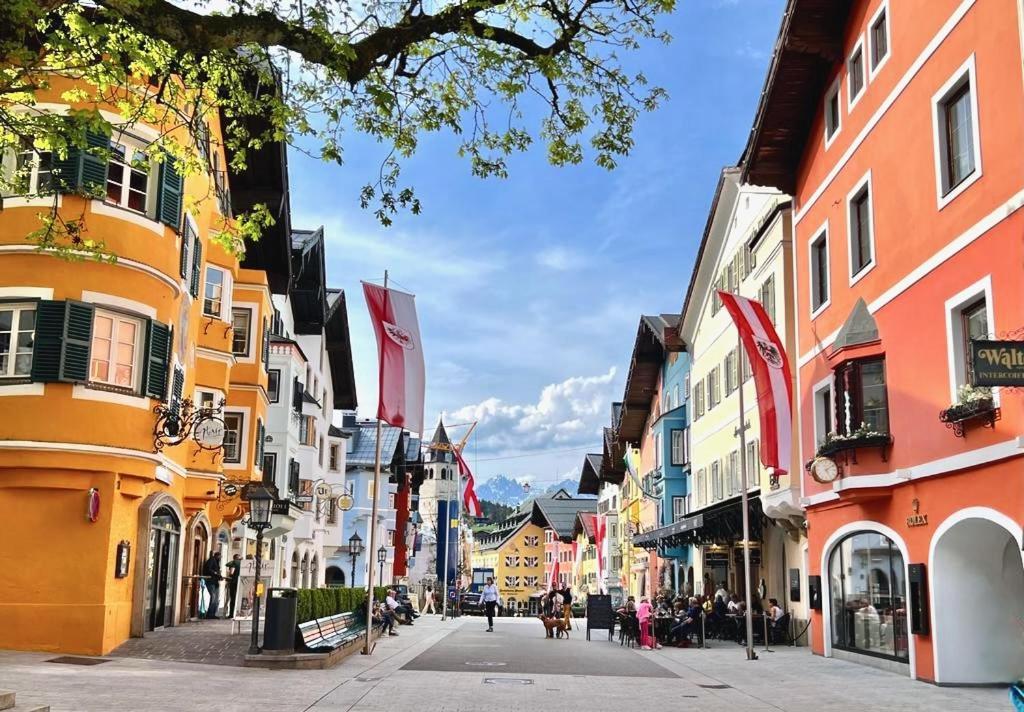 Hahnenkamm Suite Ski-In Ski-Out Direkt An Der Hahnenkammbahn Kitzbühel Extérieur photo